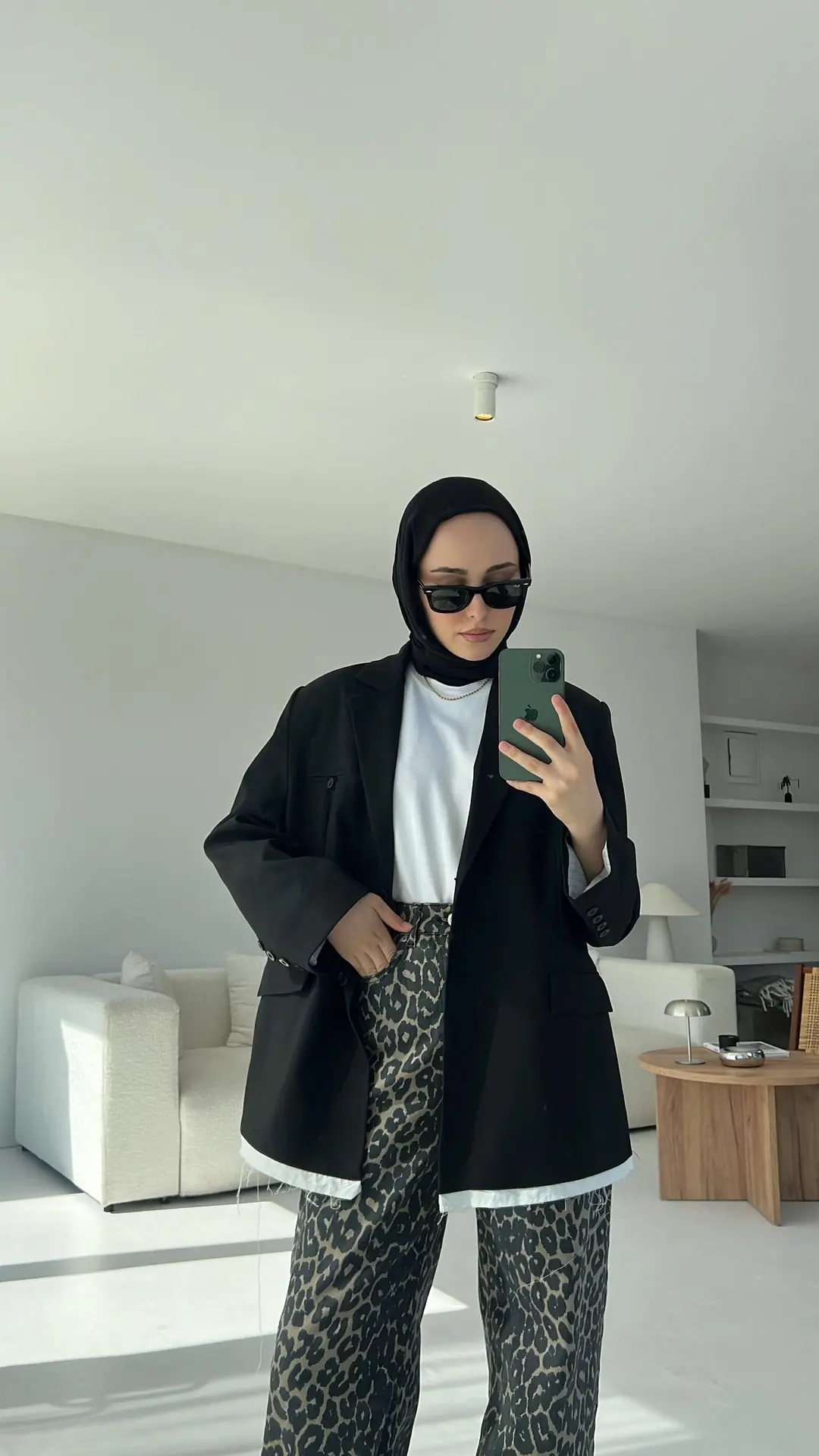 Arkası Baskılı Blazer Ceket Siyah - Görsel 3