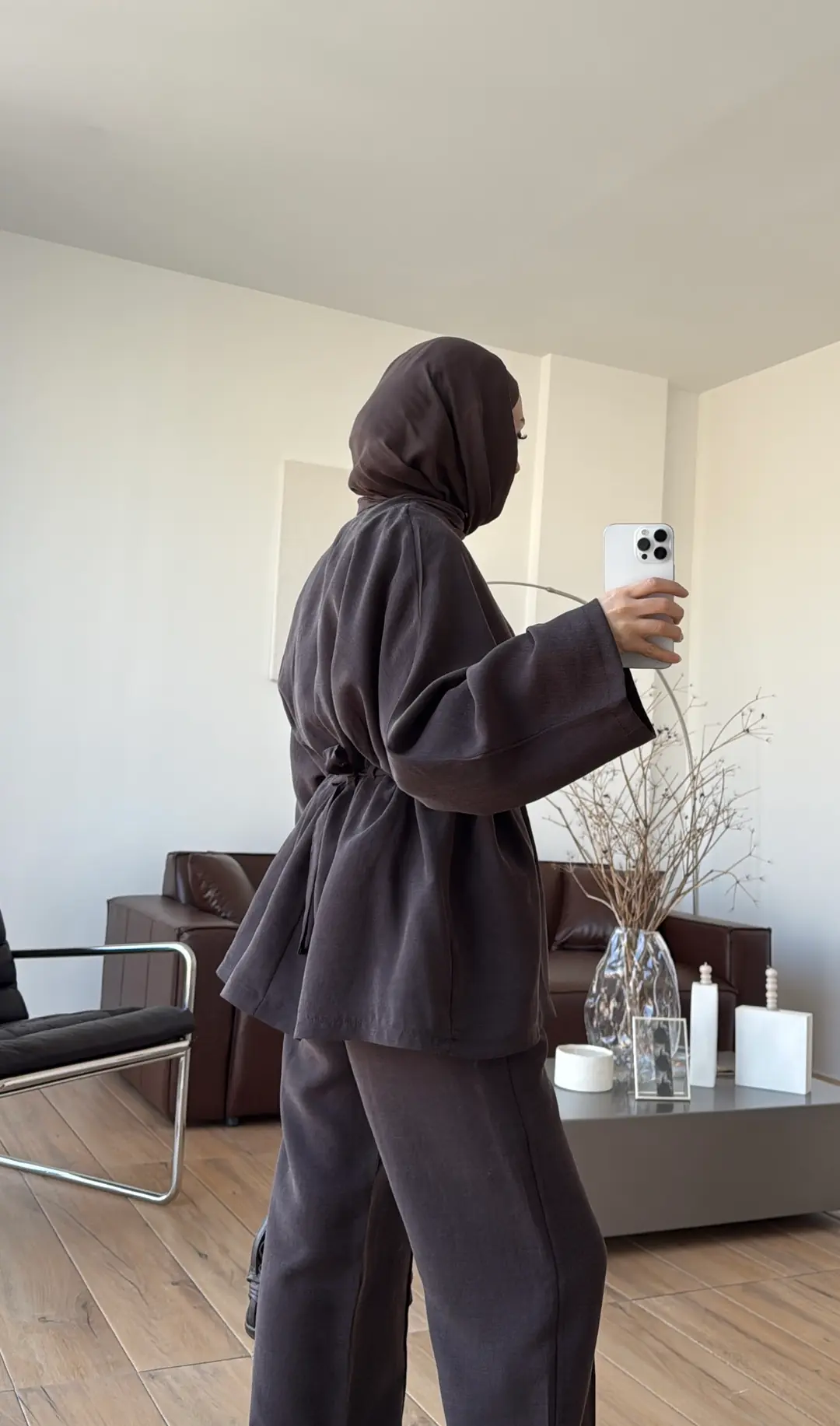 V Yaka Pantolon Takım Kahve - Görsel 3