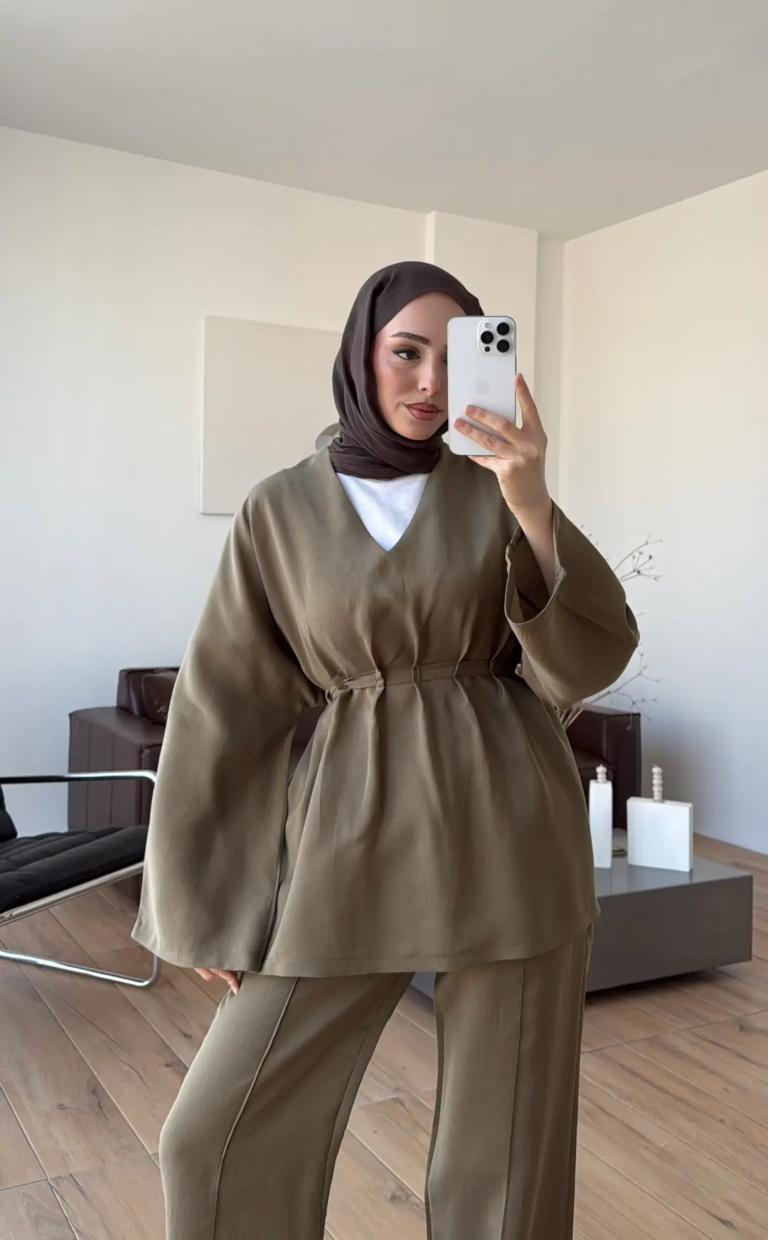 V Yaka Pantolon Takım Olive - Görsel 8