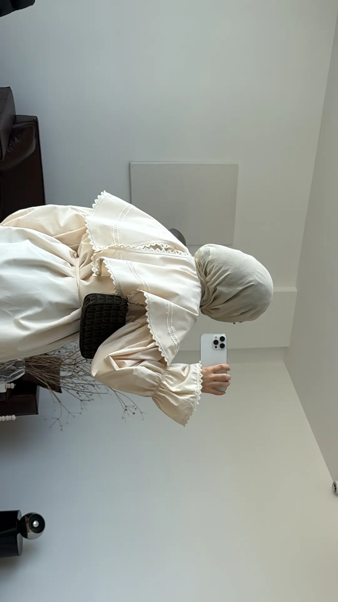 Bebe Yaka Dantel Geçişli Gömlek Krem - Görsel 4