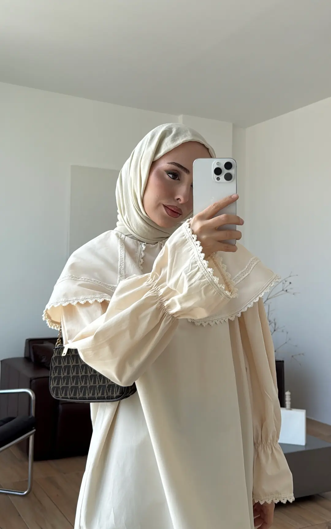 Bebe Yaka Dantel Geçişli Gömlek Krem - Görsel 8