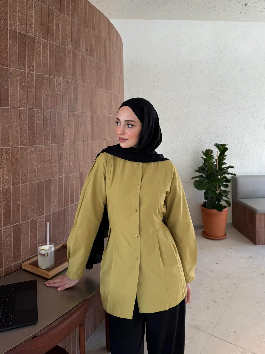 Belden Oturtmalı Gömlek Oliive