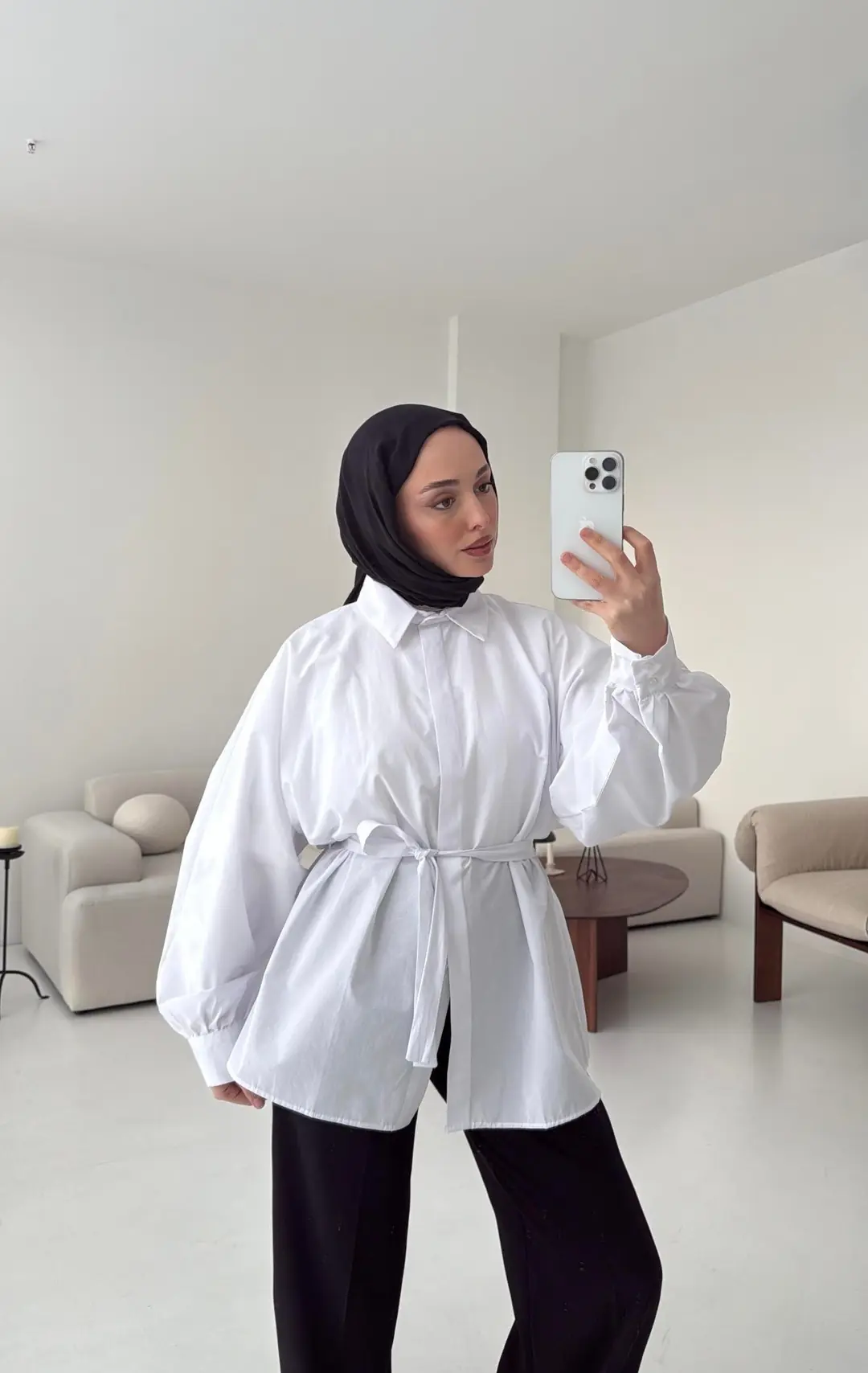 Beyaz Balon Kol Bağlamalı Gömlek - Görsel 3