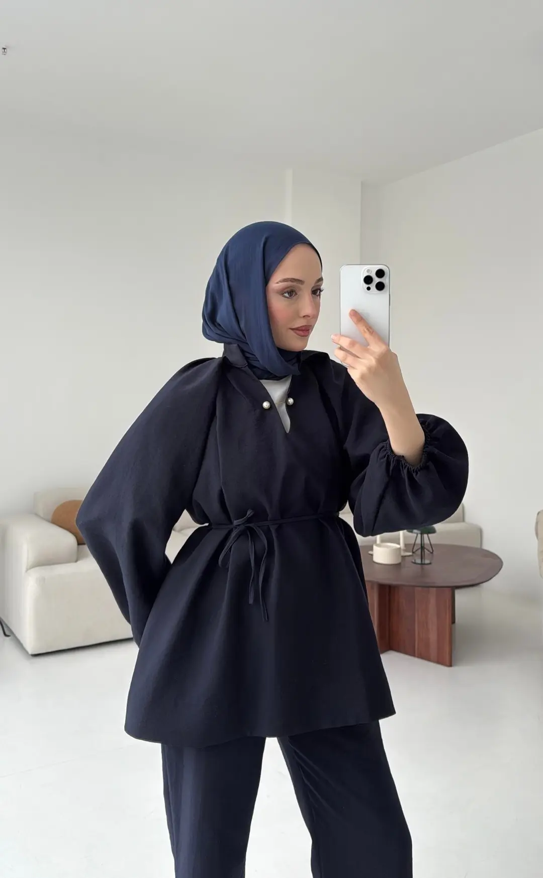 Broş Detaylı Takım Lacivert - Görsel 3