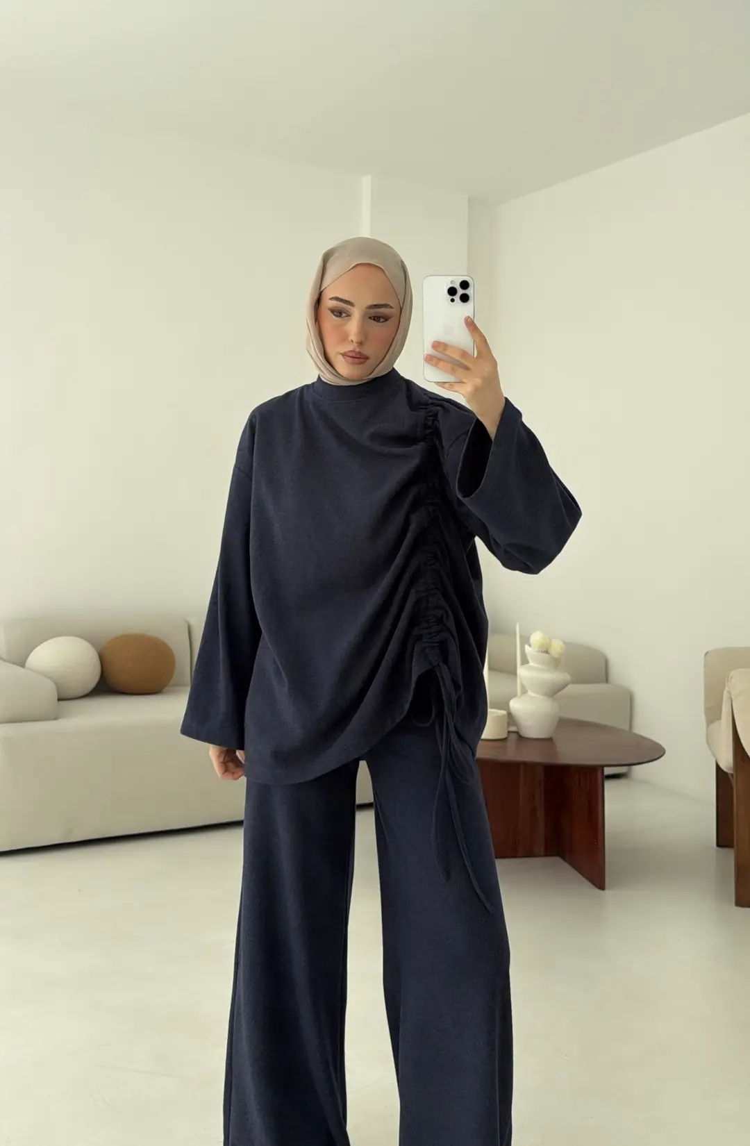 Bluzu Yandan Biyeli Takım Lacivert - Görsel 6