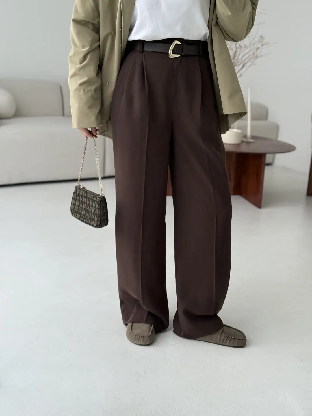 Çift Pileli Kemerli Pantolon Kahve - Görsel 2