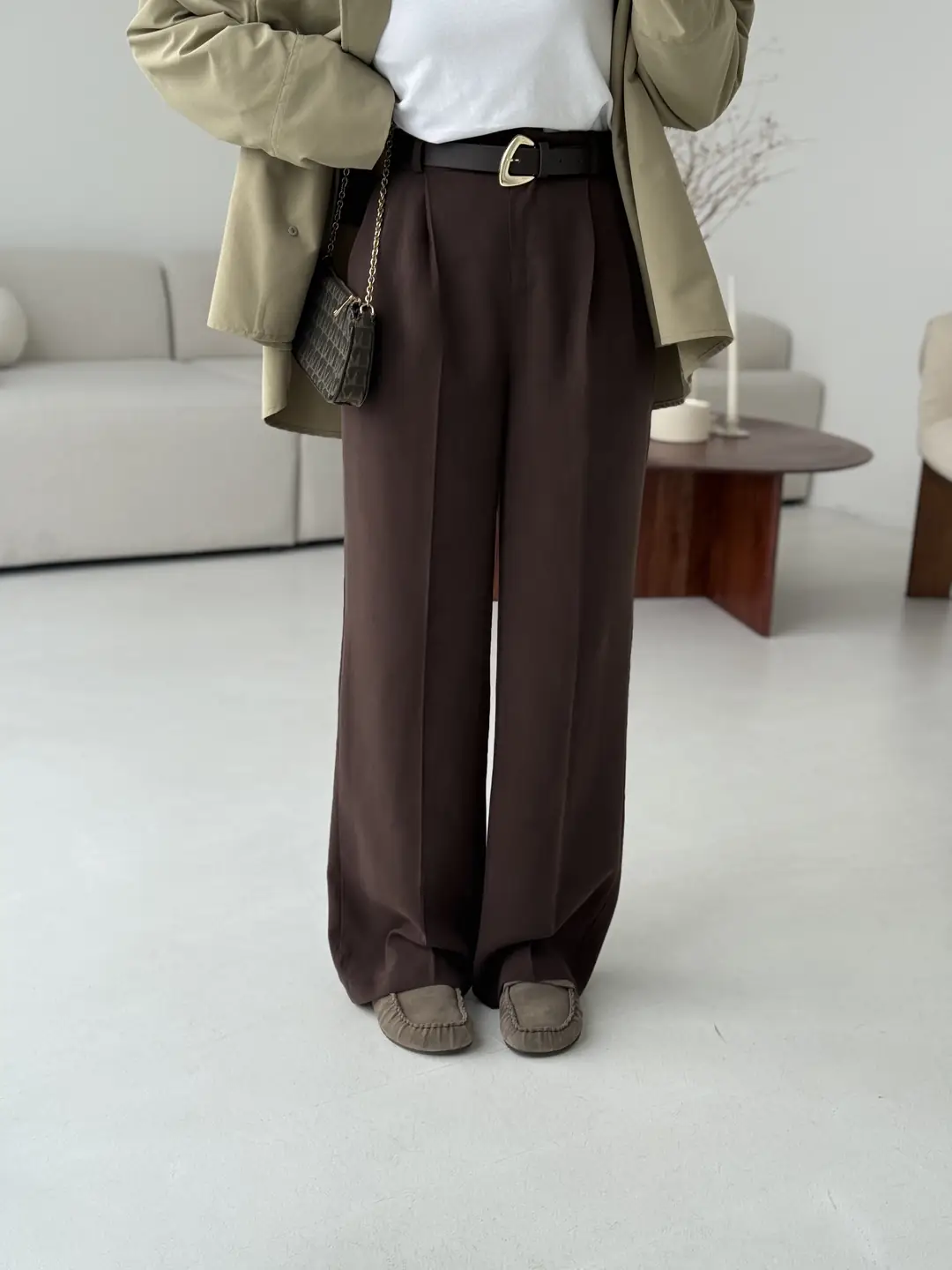 Çift Pileli Kemerli Pantolon Kahve - Görsel 4