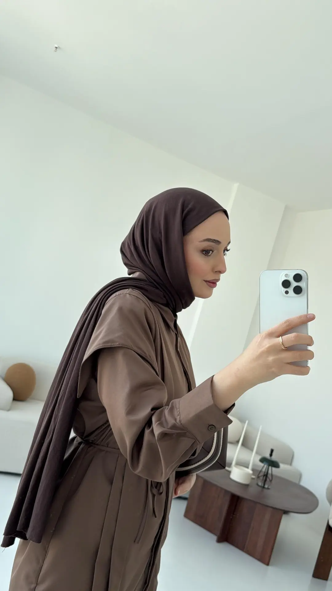 Çift Pileli Saten Bağlamalı Gömlek Kahve - Görsel 3