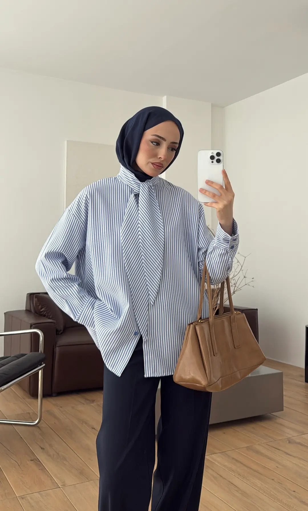 Çizgili Fular Detay Gömlek Mavi - Görsel 4