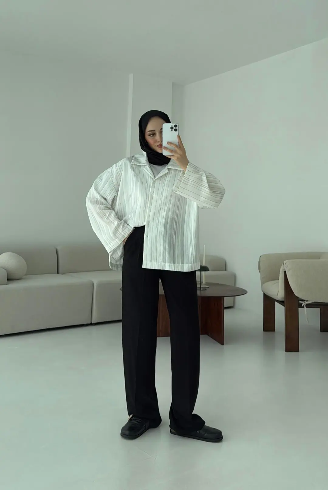 Çizgili Oversize Dökümlü Gömlek Beyaz - Görsel 4