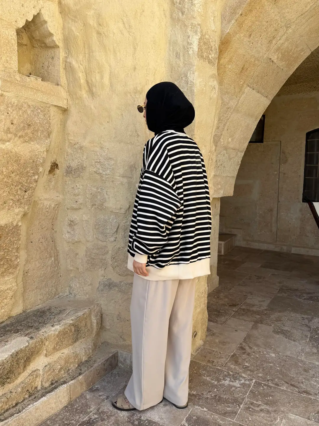 Çizgili Oversize Sweatshirt Ekru - Görsel 5