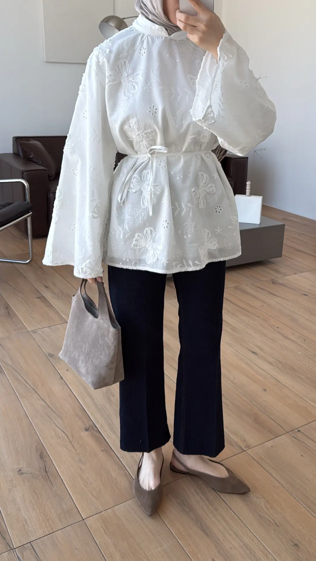 Dantelli Hakim Yaka Bluz Beyaz - Görsel 4