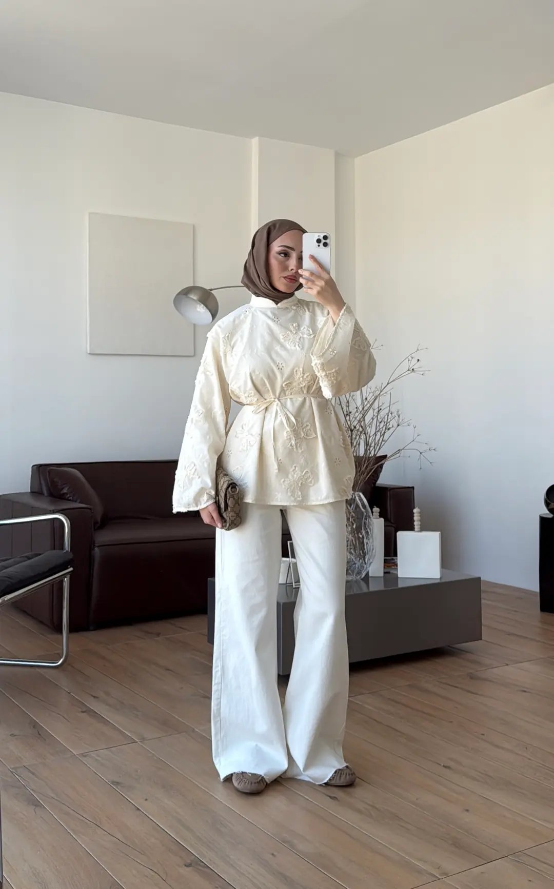 Dantelli Hakim Yaka Bluz Krem - Görsel 3