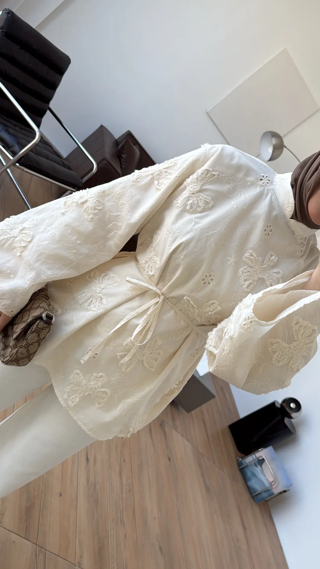 Dantelli Hakim Yaka Bluz Krem - Görsel 5