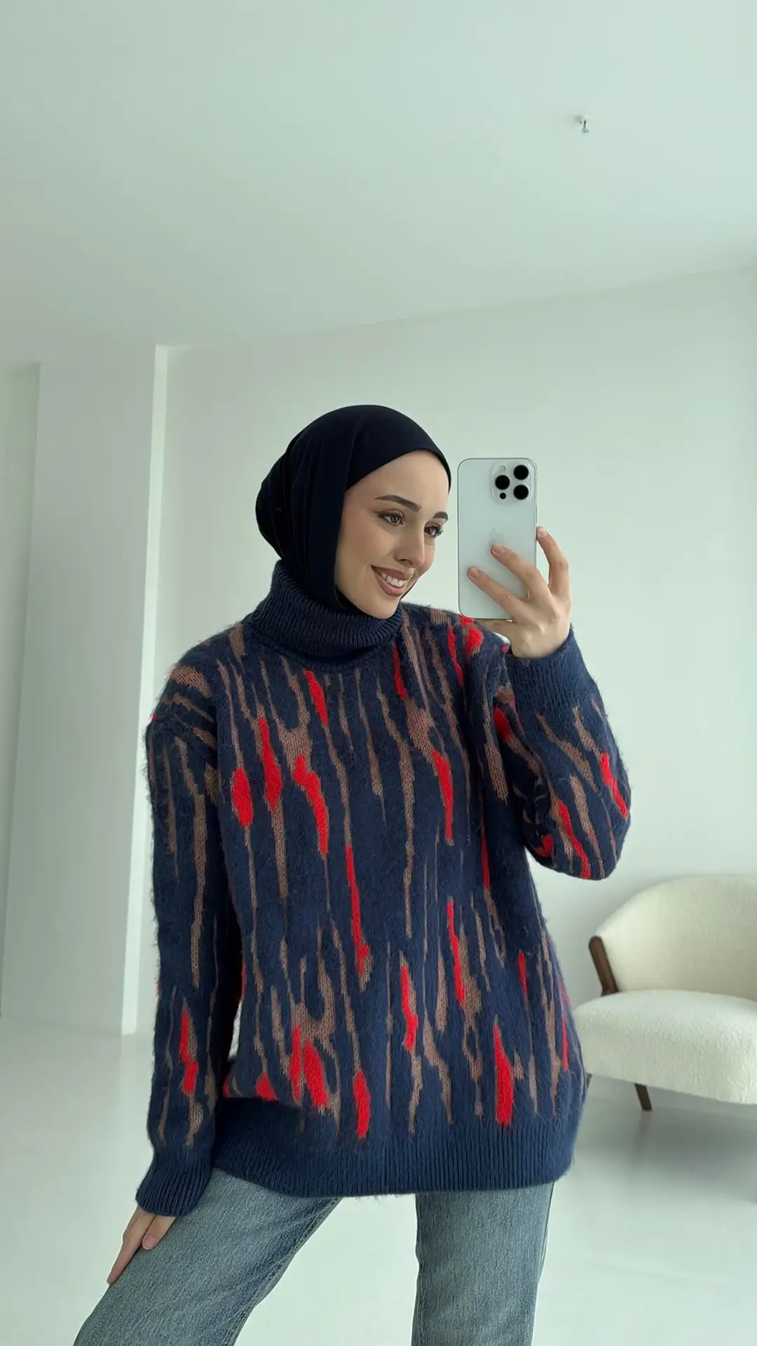 Desenli Boğazlı Triko Kazak