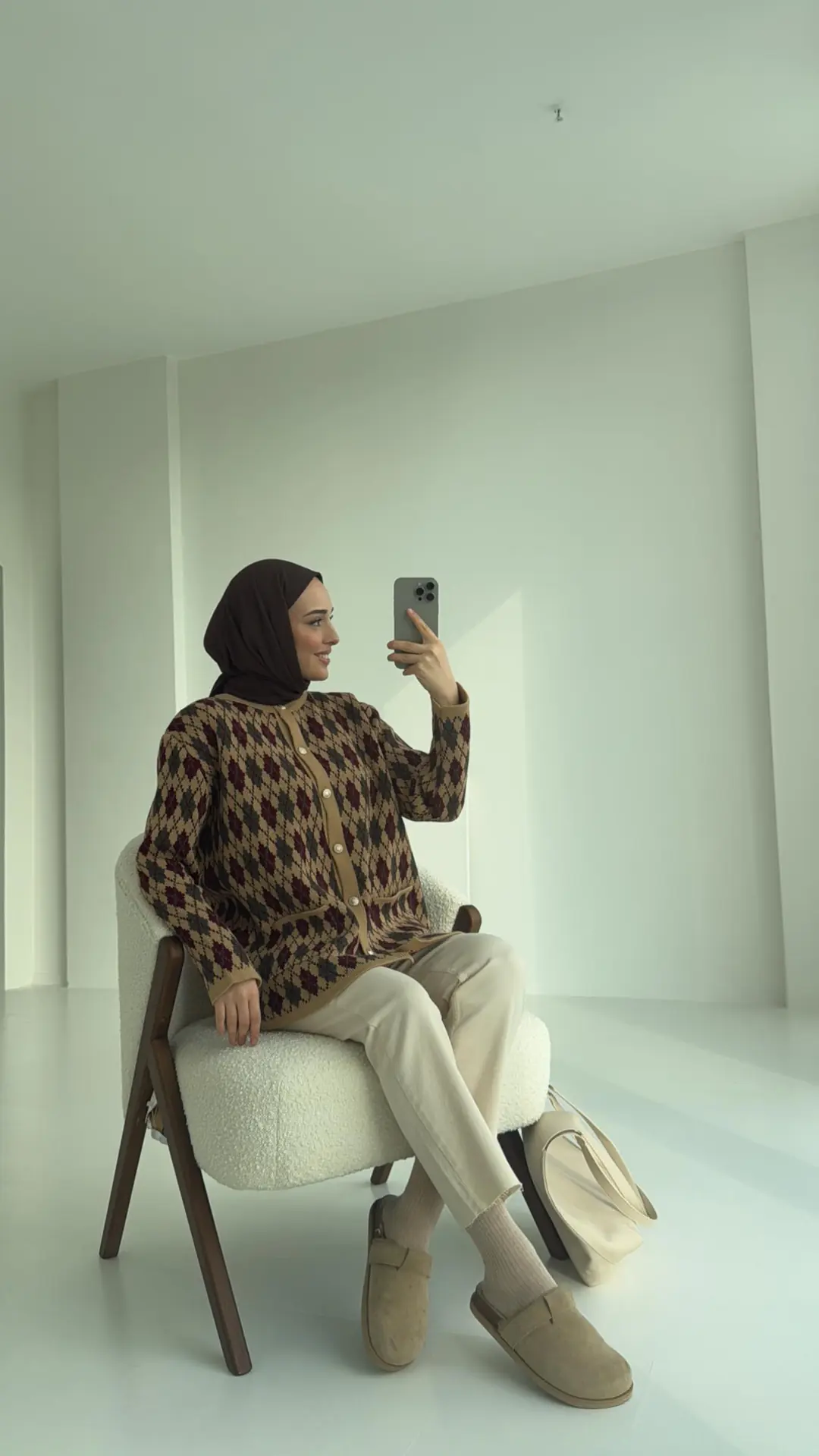 Desenli Düğmeli Hırka Vizon