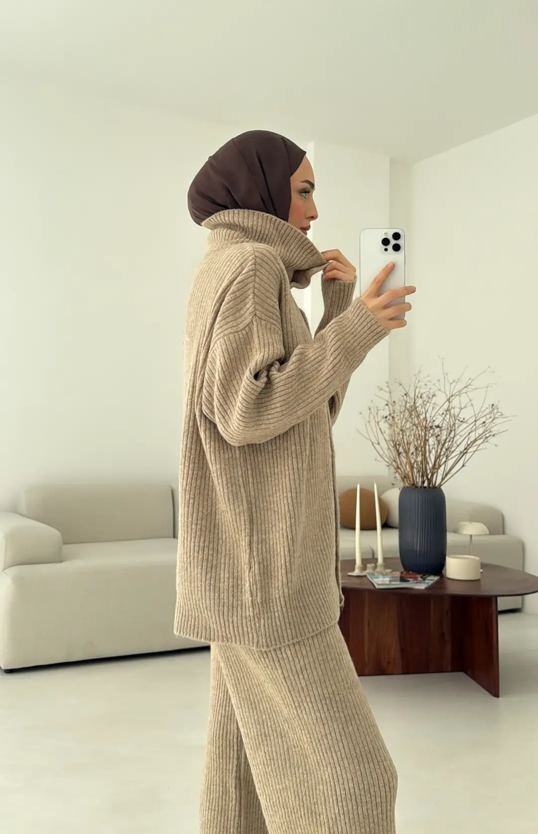 Dik Yaka Düğmeli Triko Takım Bej - Görsel 3