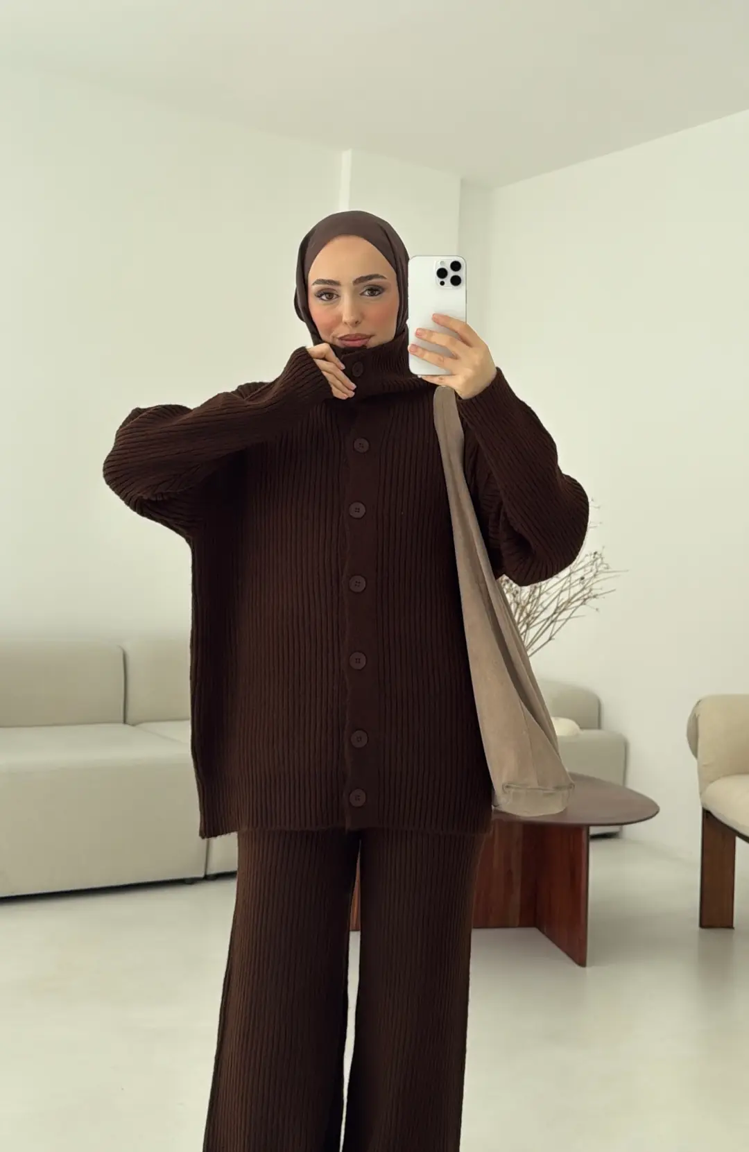 Dik Yaka Düğmeli Triko Takım Kahve - Görsel 4