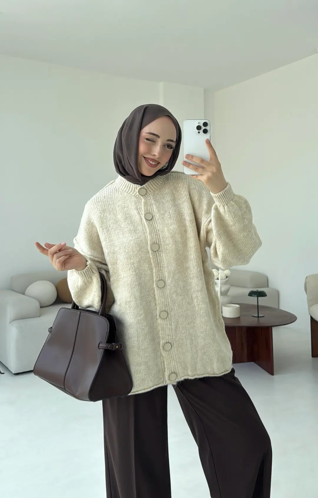 Düğmeli Triko Hırka Krem - Görsel 9