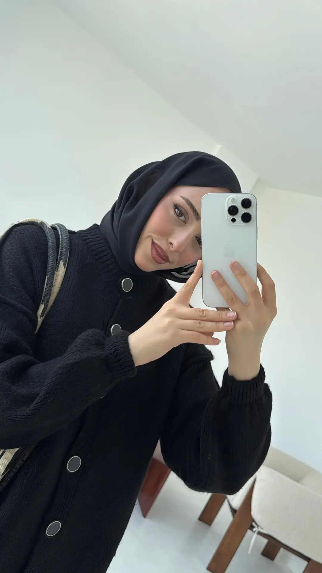 Düğmeli Triko Hırka Siyah - Görsel 3