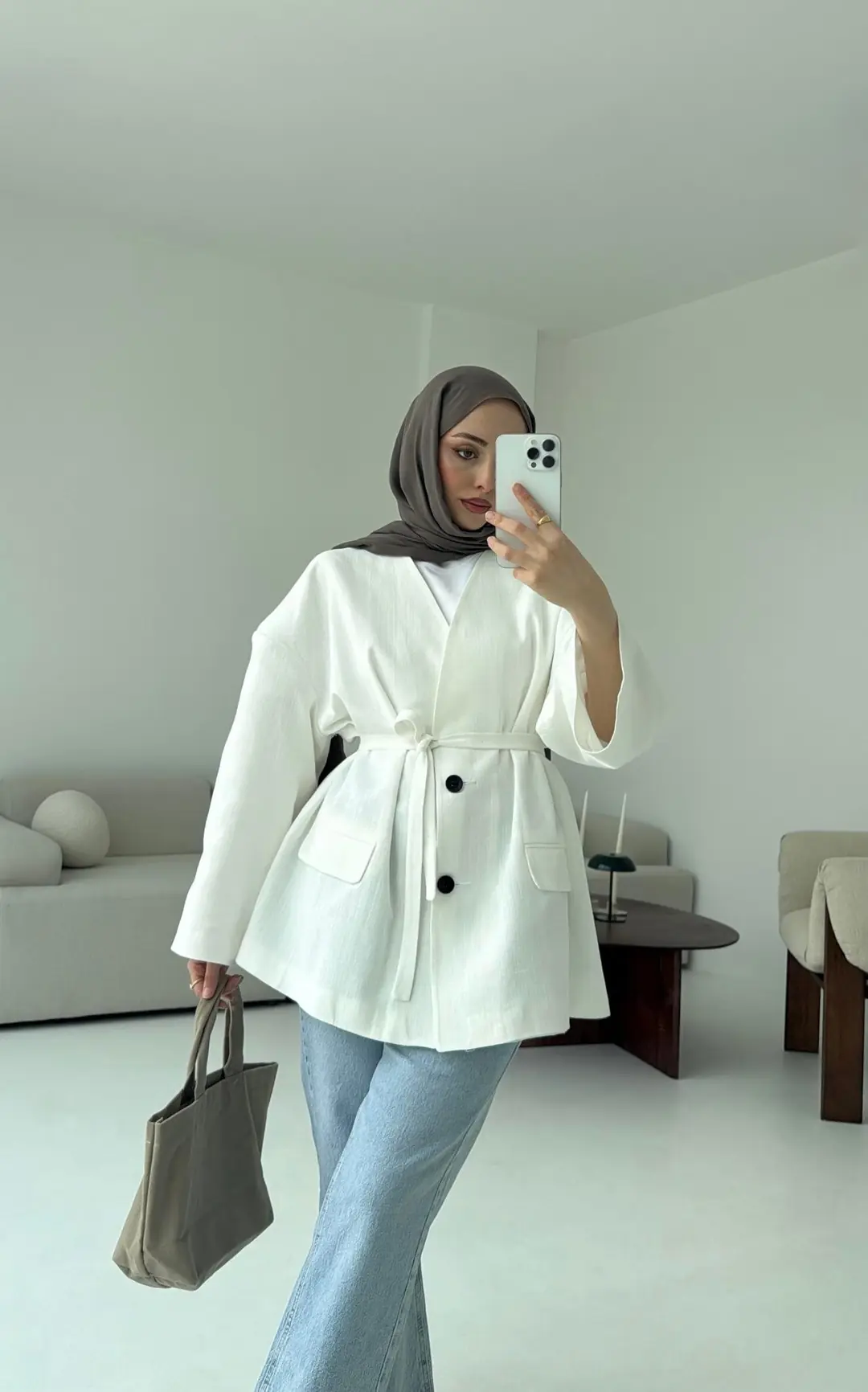 Düşük Omuz Oversize Beyaz Ceket - Görsel 2