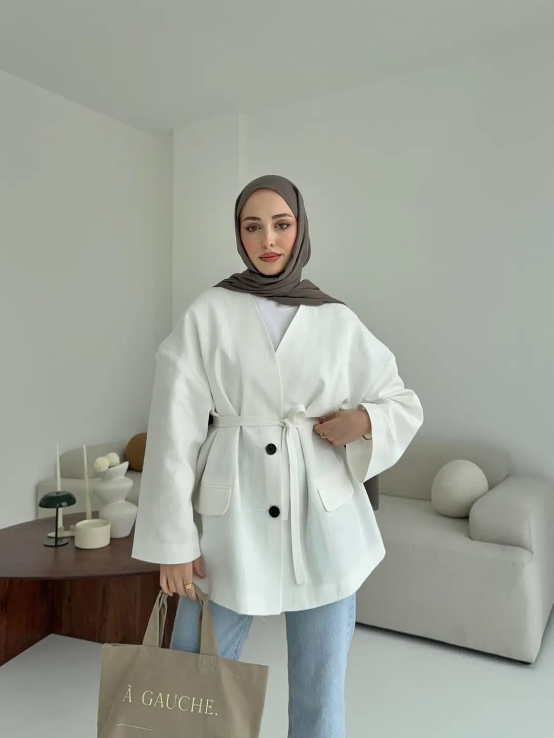 Düşük Omuz Oversize Beyaz Ceket - Görsel 8