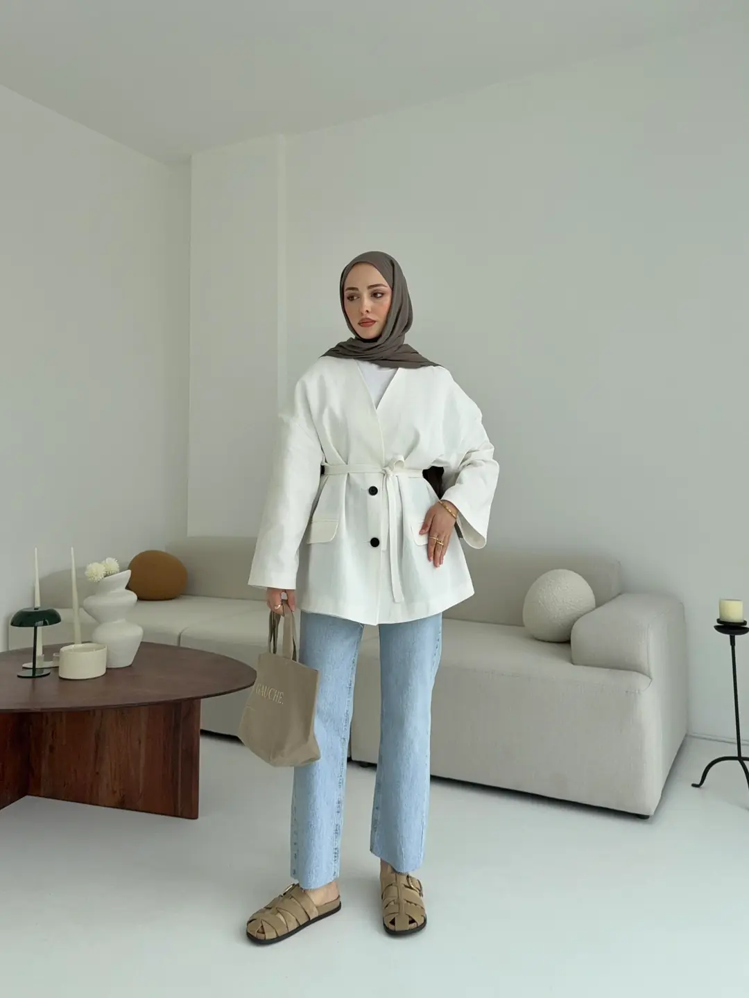 Düşük Omuz Oversize Beyaz Ceket - Görsel 9