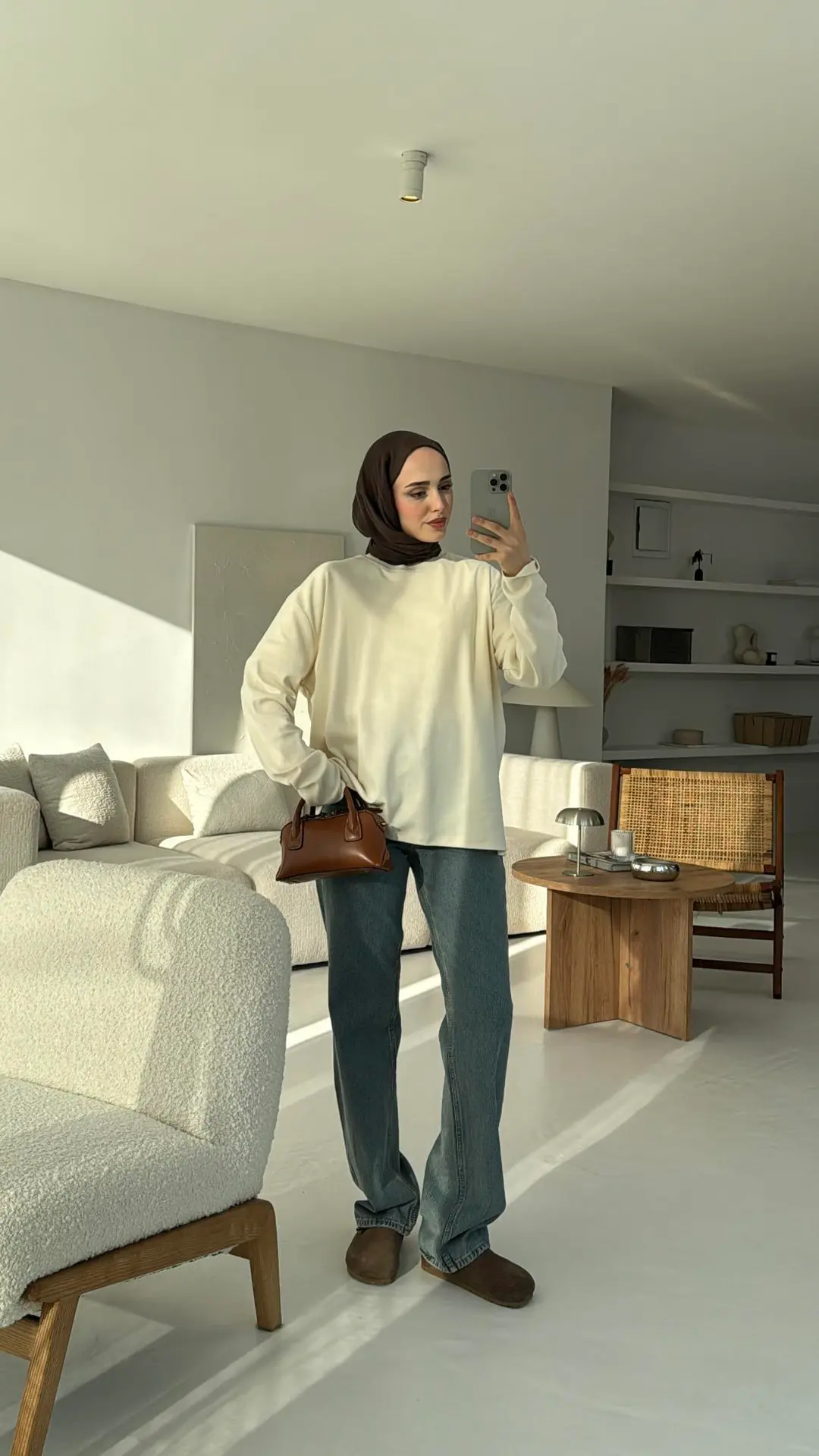 Ekru Basıc Sweatshirt