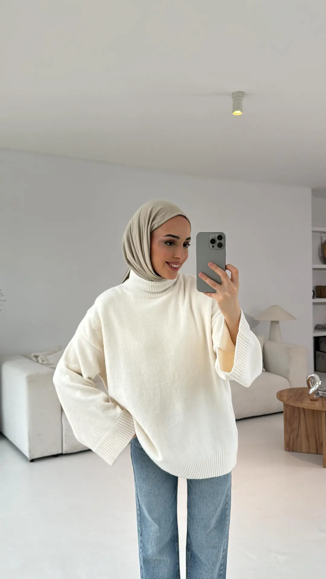 Ekru Yarım Yaka Triko - Görsel 2