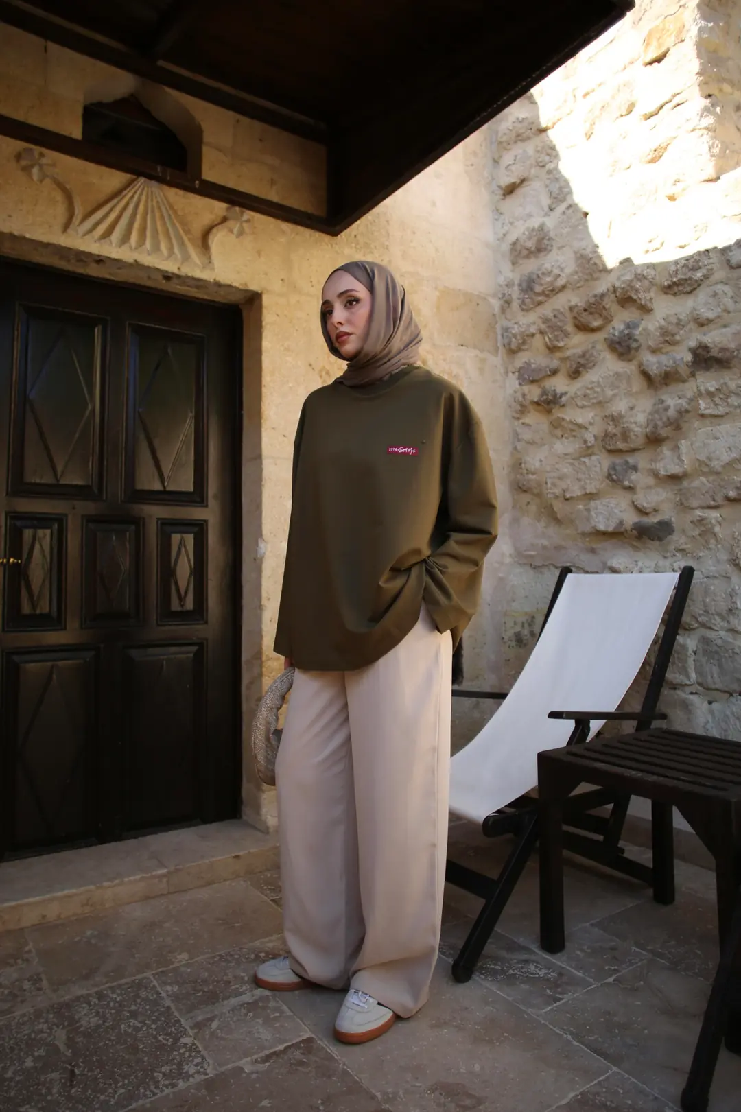 Etiket Baskılı Sweatshirt Haki - Görsel 5