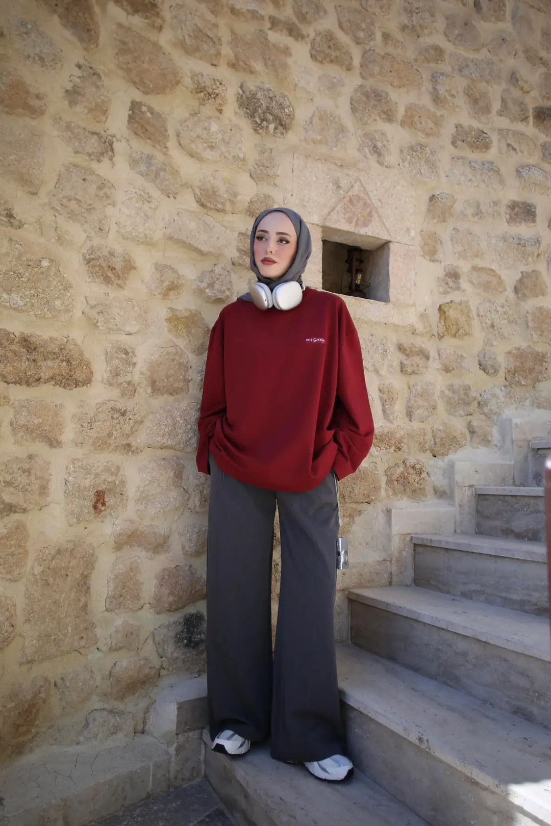 Etiket Baskılı Sweatshirt Kırmızı - Görsel 3