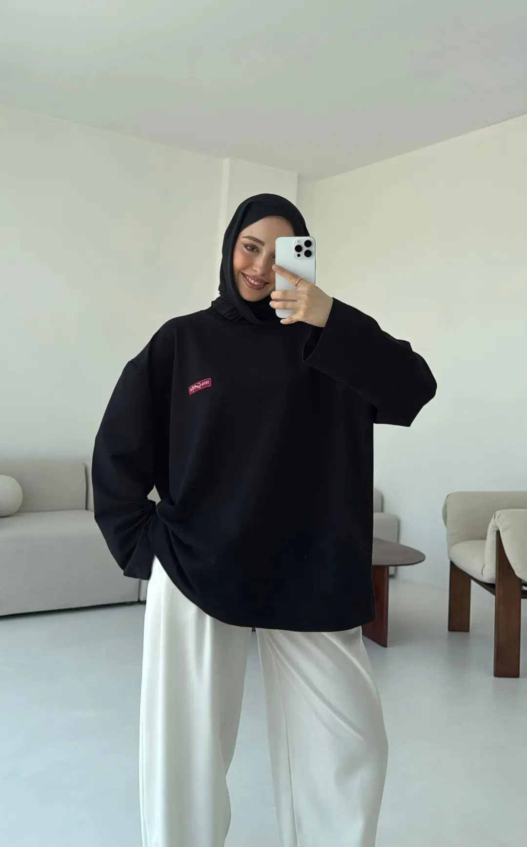 Etiket Baskılı  Sweatshirt Siyah - Görsel 3