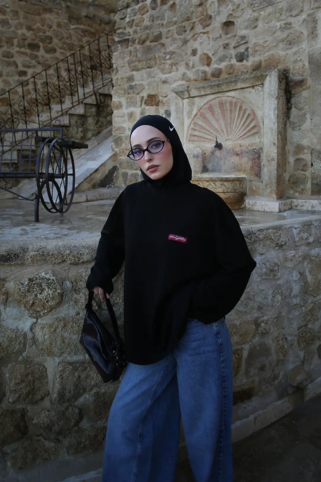 Etiket Baskılı Yazlık Sweatshirt Siyah - Görsel 4