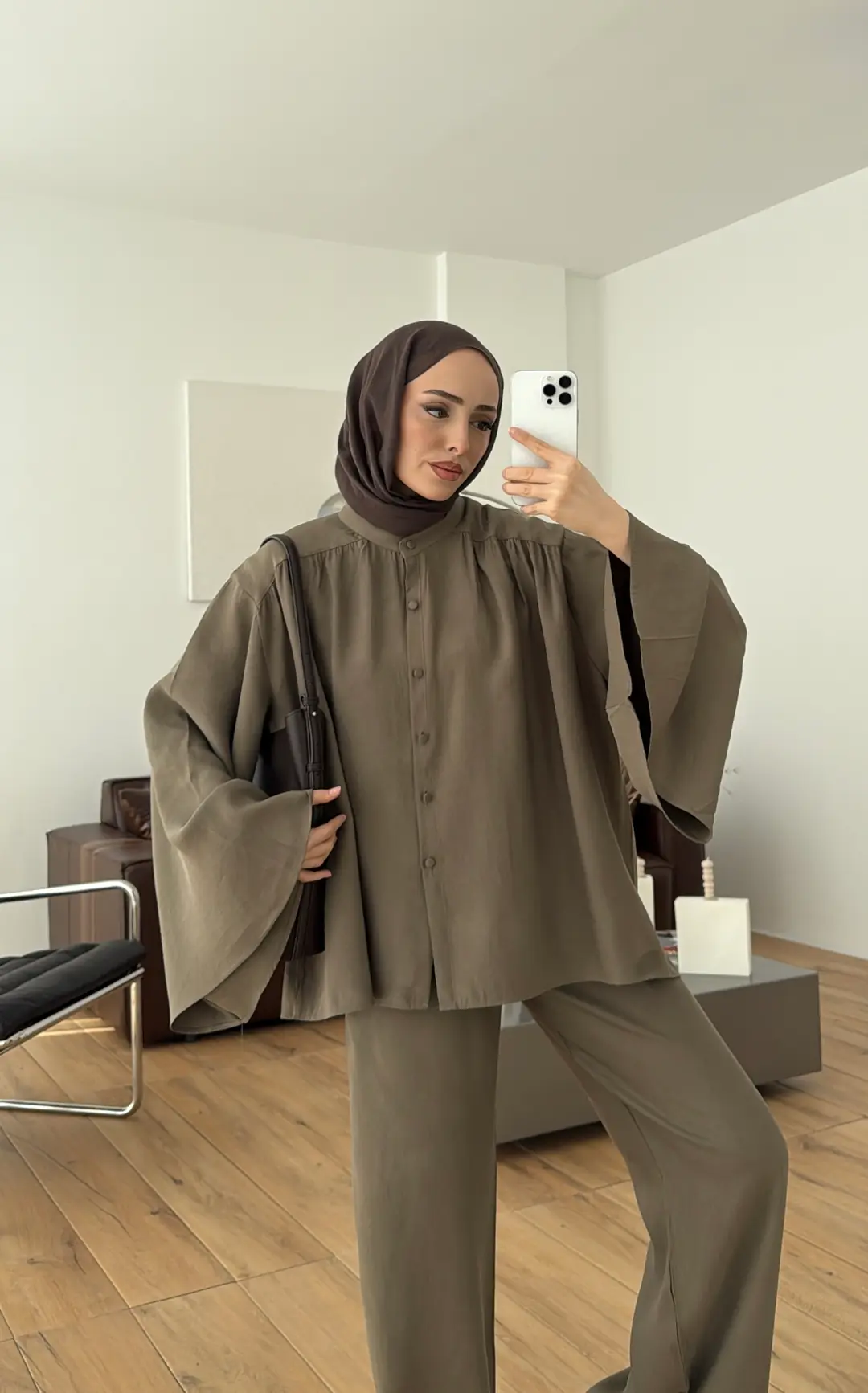 Geniş Kol Büzgülü Takım Haki - Görsel 3