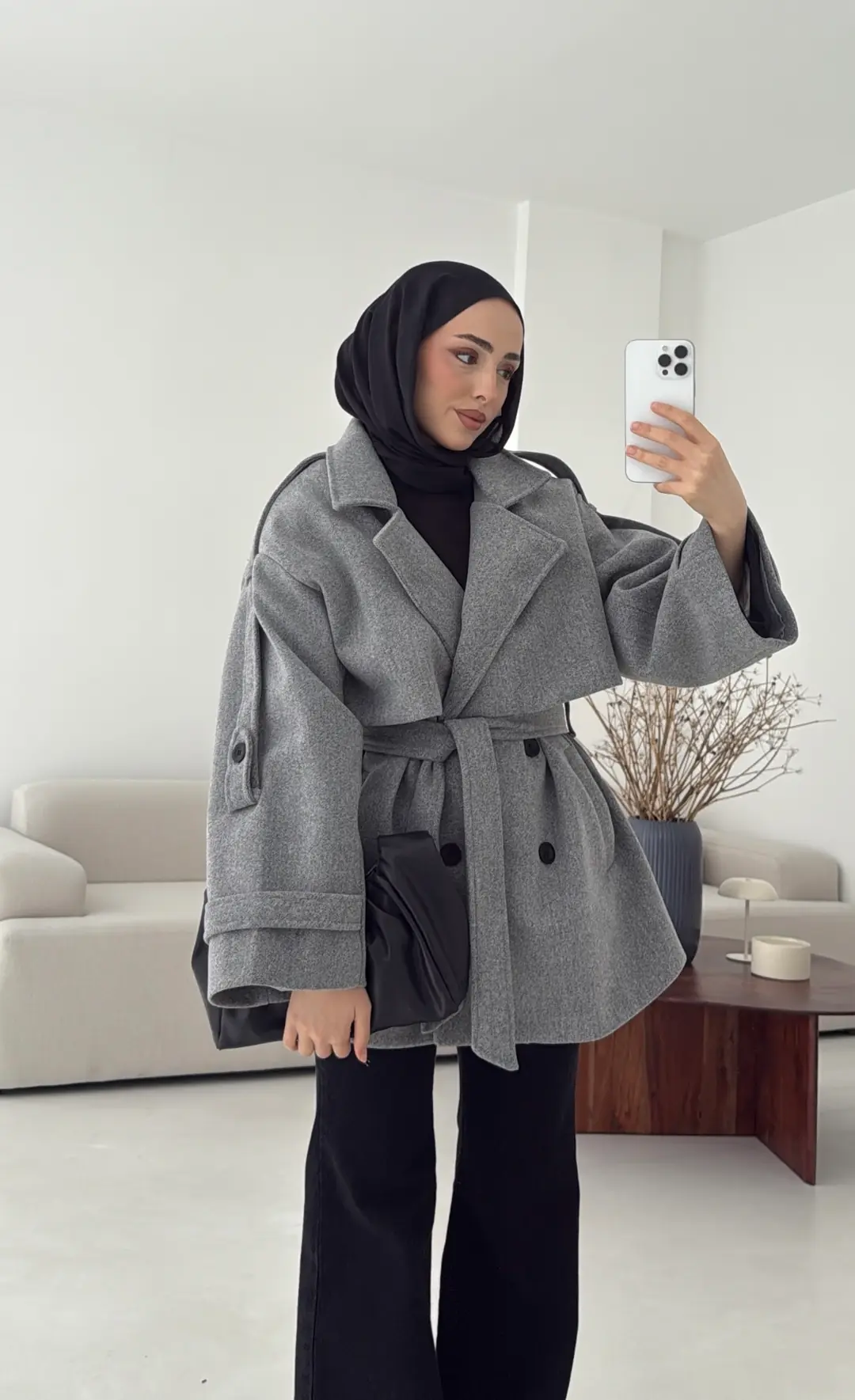 Gri Düğmeli Kol Manşetli Kaşe Kaban