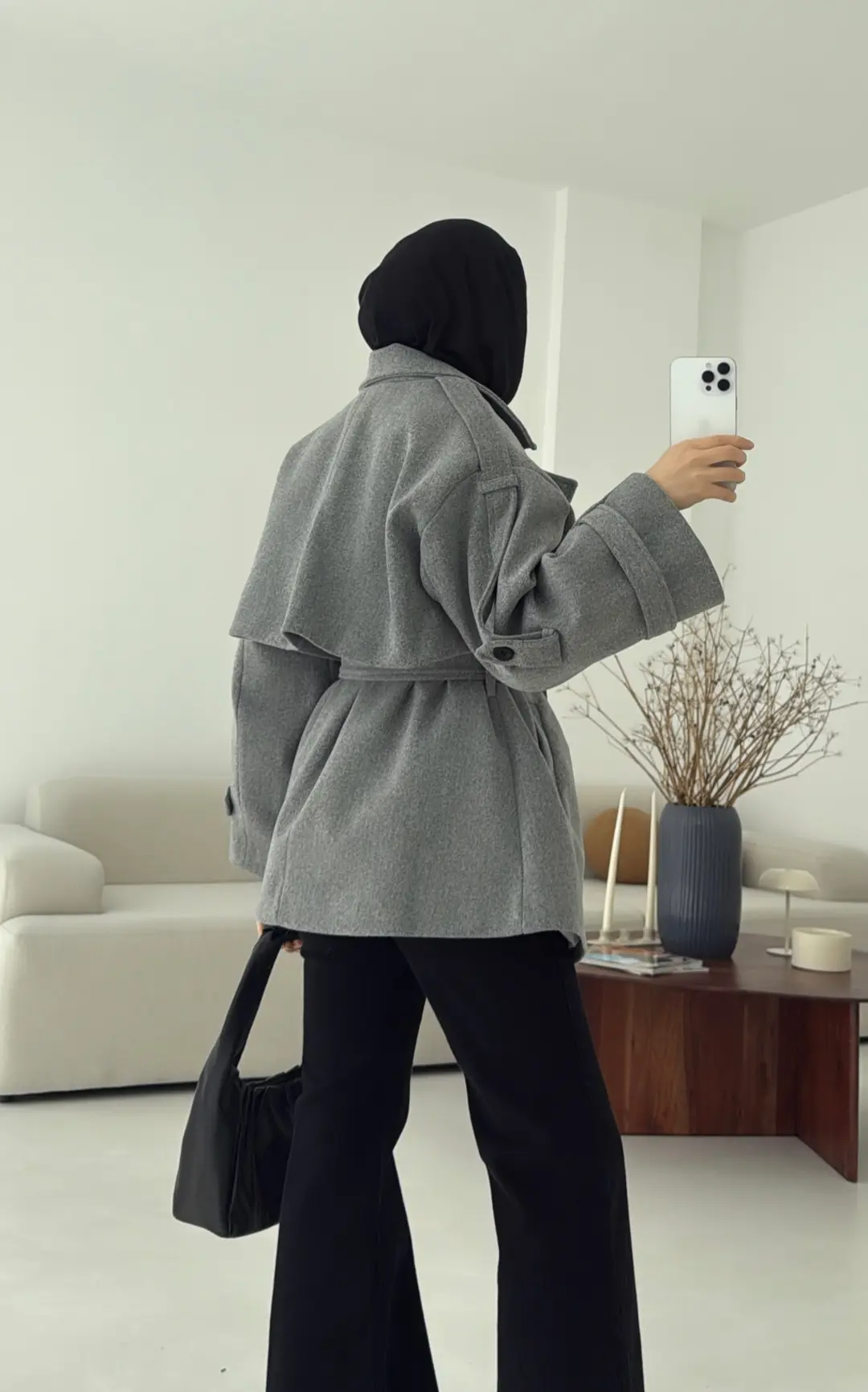 Gri Düğmeli Kol Manşetli Kaşe Kaban - Görsel 2