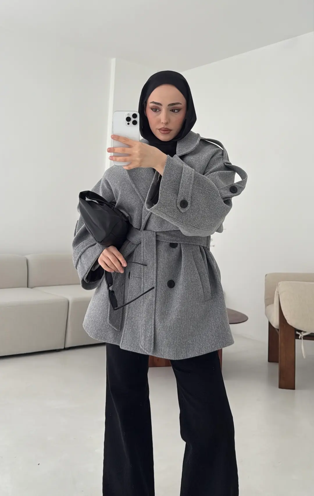 Gri Düğmeli Kol Manşetli Kaşe Kaban - Görsel 3