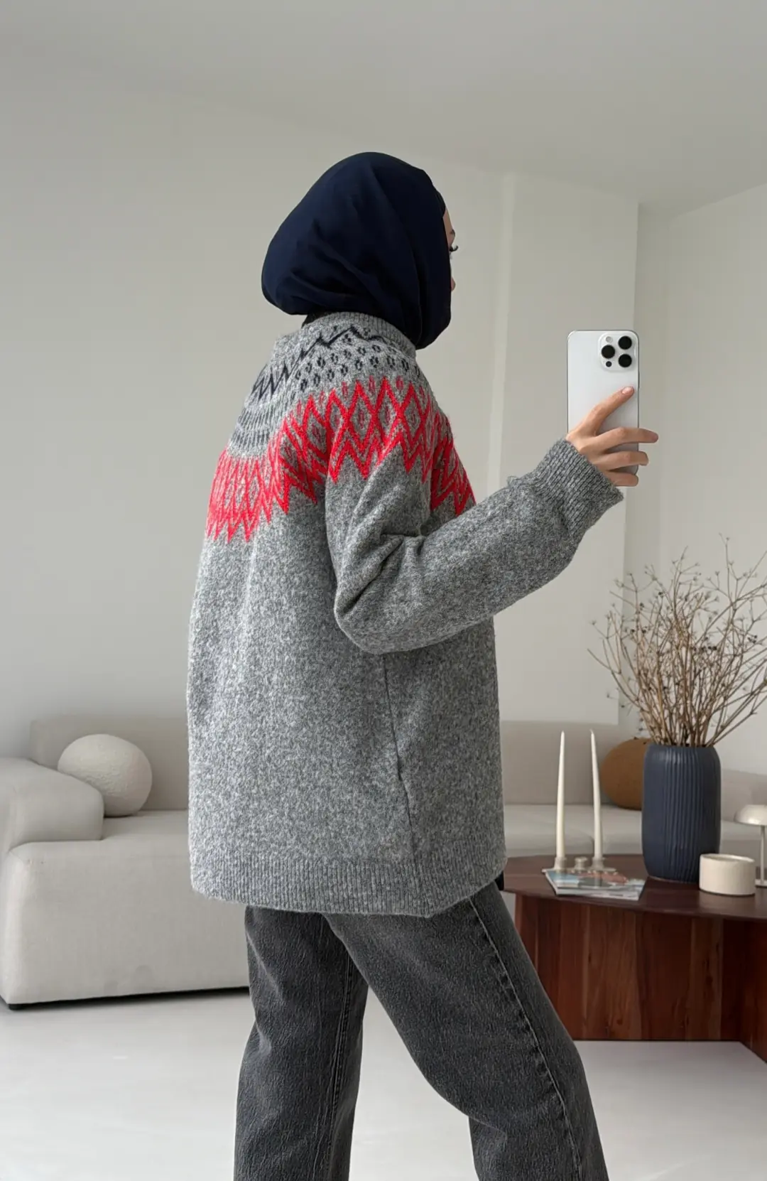 Gri Kırmızı Geçişli Triko Kazak - Görsel 2