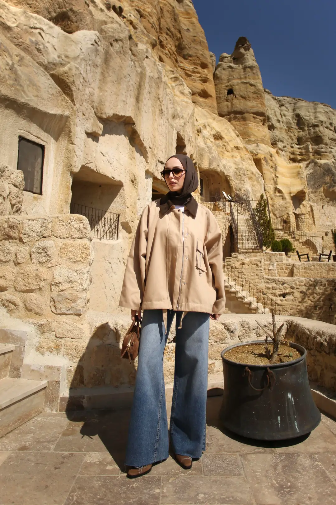 Kadife Yaka Gabardin Ceket Bej