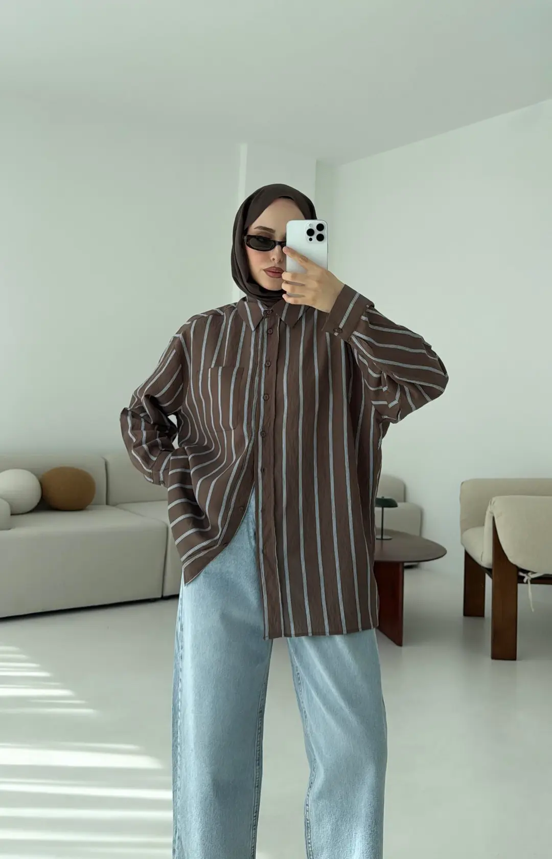 Kahve Çizgili Arkası Pile Detay Gömlek - Görsel 6