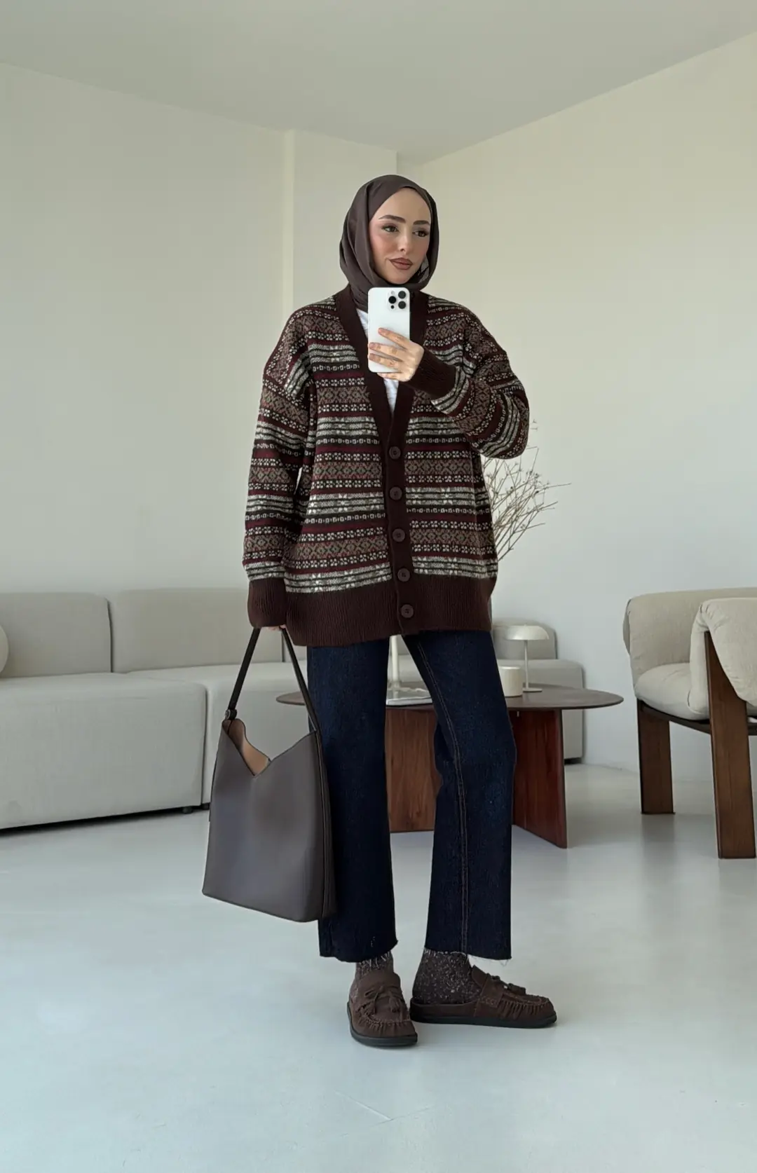 Kahve Desenli Örgü Hırka