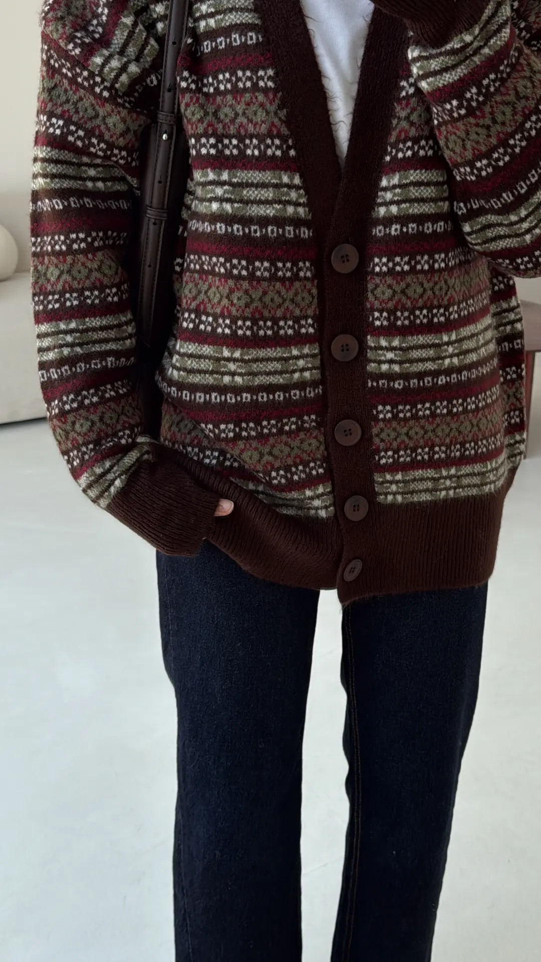 Kahve Desenli Örgü Hırka - Görsel 3