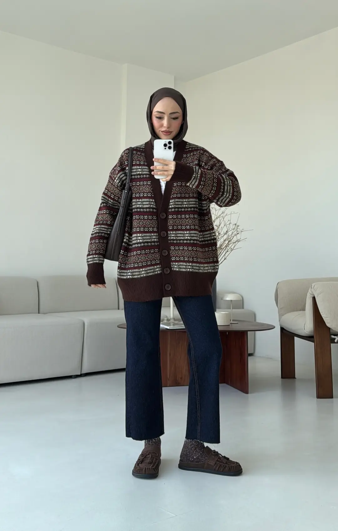 Kahve Desenli Örgü Hırka - Görsel 4