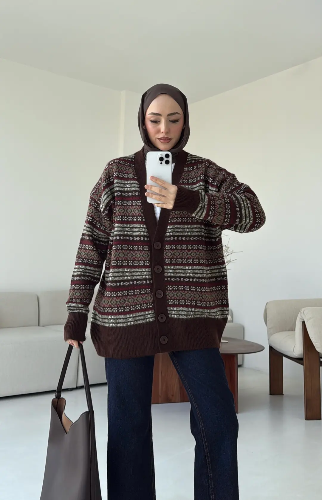 Kahve Desenli Örgü Hırka - Görsel 8