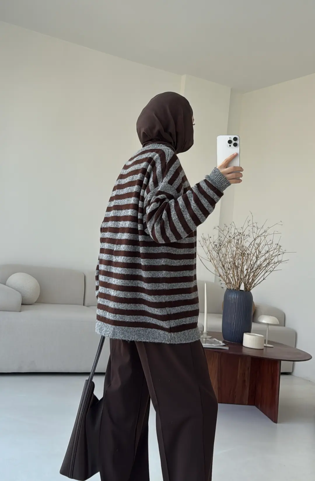 Kahve/Gri Çizgili Triko Hırka - Görsel 2