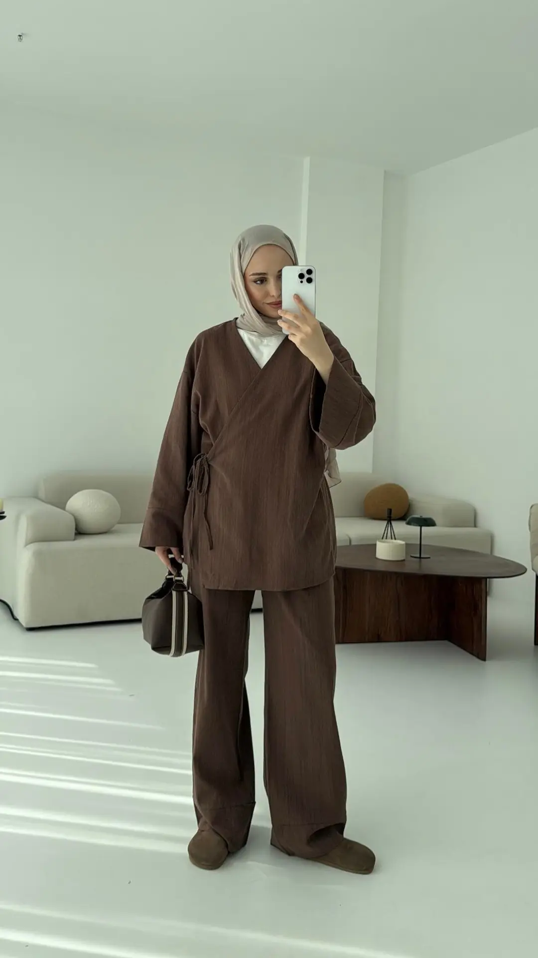 Kahve Yandan Bağlamalı Takım