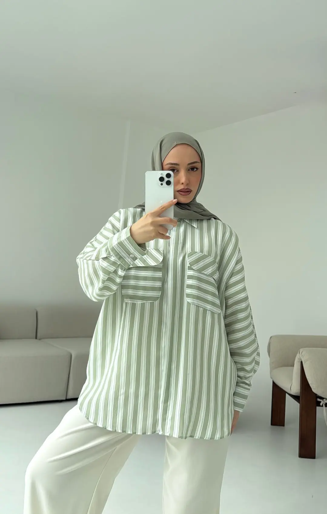 Kalın Çizgili Çağla Gömlek