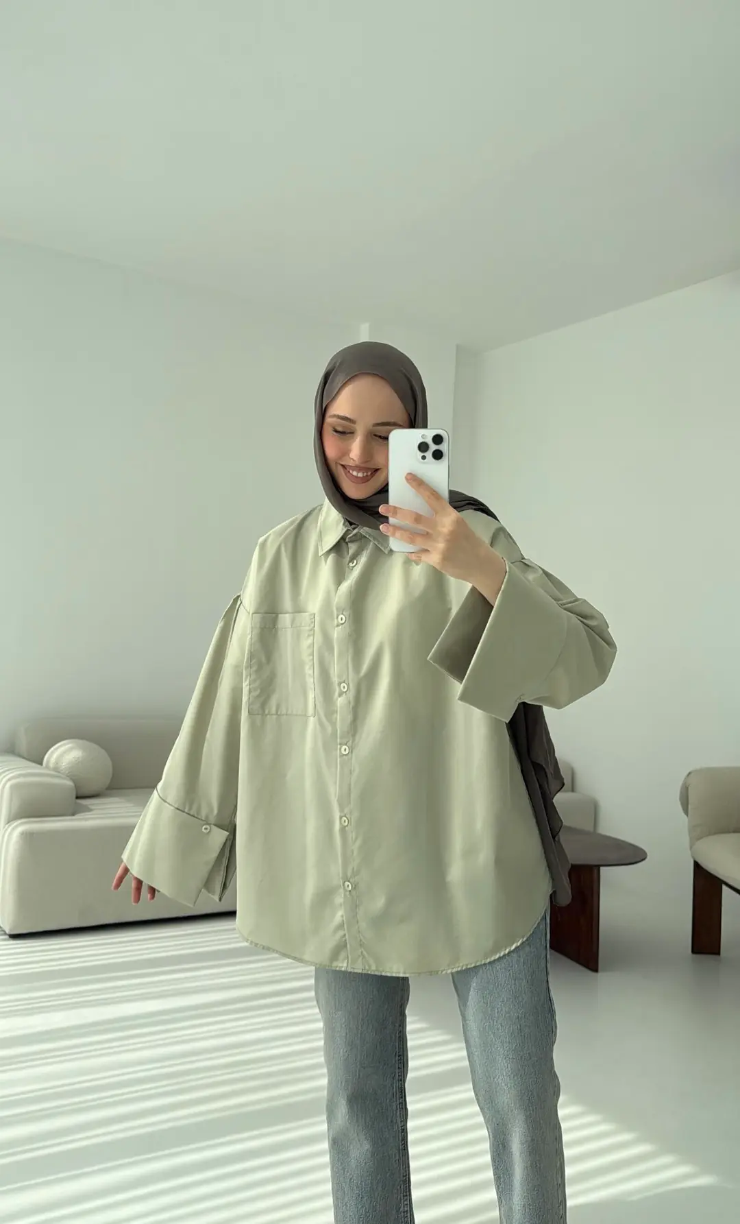 Kalın Manşetli Oversize Mint Gömlek - Görsel 7