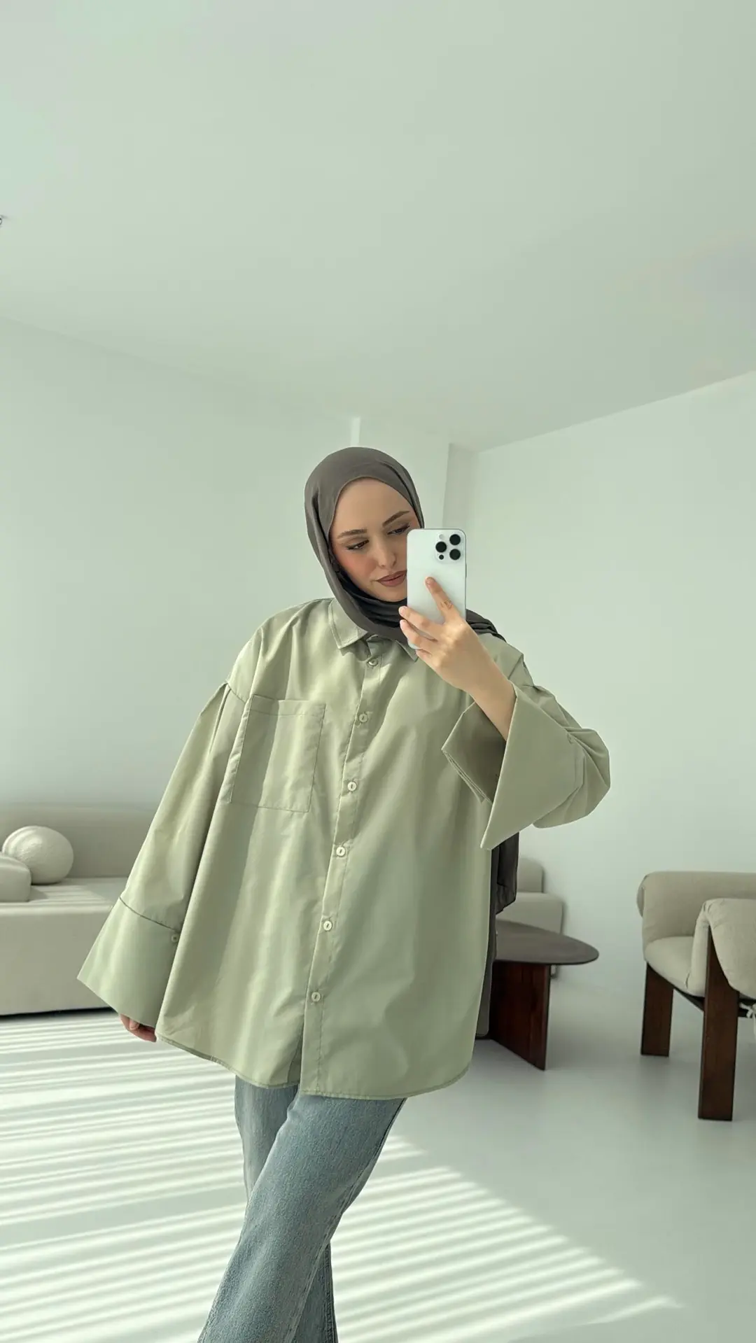 Kalın Manşetli Oversize Mint Gömlek - Görsel 8