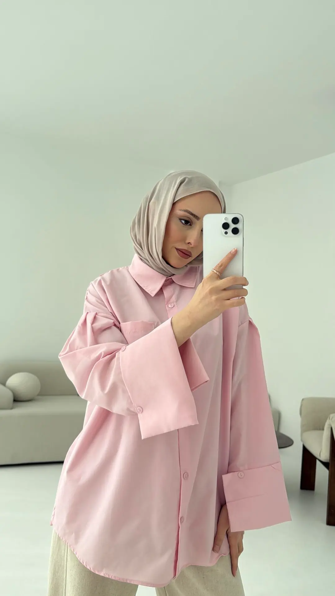 Kalın Manşetli Oversize Pembe Gömlek - Görsel 2